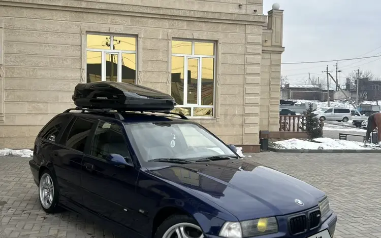 BMW 323 1997 годаүшін2 800 000 тг. в Алматы