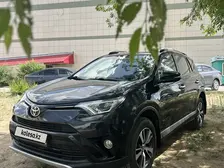 Toyota RAV4, 2015