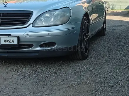 Mercedes-Benz S 320 2001 года за 5 500 000 тг. в Астана – фото 21