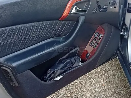 Mercedes-Benz S 320 2001 года за 5 500 000 тг. в Астана – фото 45