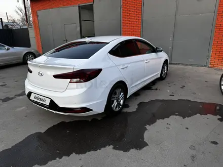 Hyundai Elantra 2020 года за 7 500 000 тг. в Алматы – фото 3