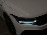 Volkswagen Tiguan 2022 года за 13 500 000 тг. в Алматы