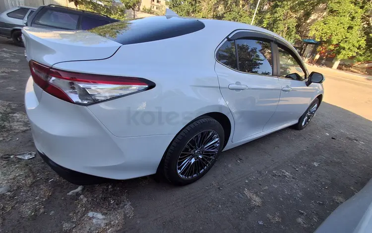 Toyota Camry 2018 годаүшін12 000 000 тг. в Семей