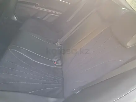 Toyota Camry 2018 года за 12 000 000 тг. в Семей – фото 5