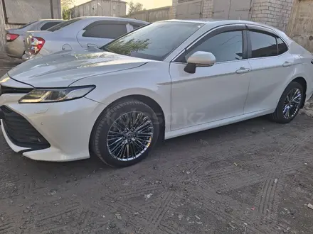 Toyota Camry 2018 года за 12 000 000 тг. в Семей – фото 7