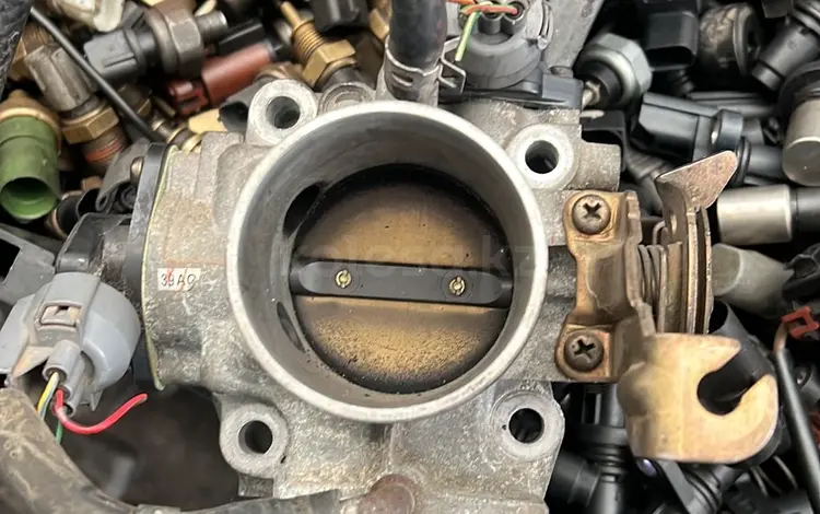 Привозная дроссельная заслонка на HONDA за 2 000 тг. в Алматы