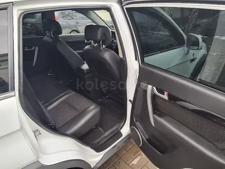 Chevrolet Captiva 2012 года за 6 700 000 тг. в Усть-Каменогорск – фото 13