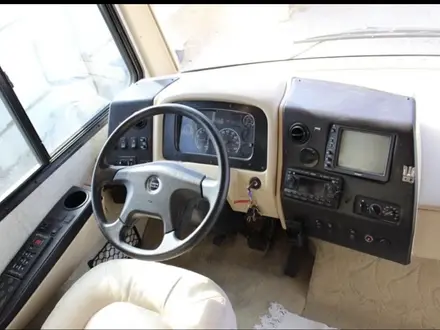 Freightliner 2009 года за 55 000 000 тг. в Алматы – фото 9