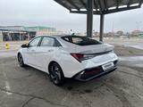 Hyundai Elantra 2024 года за 8 290 000 тг. в Караганда – фото 5