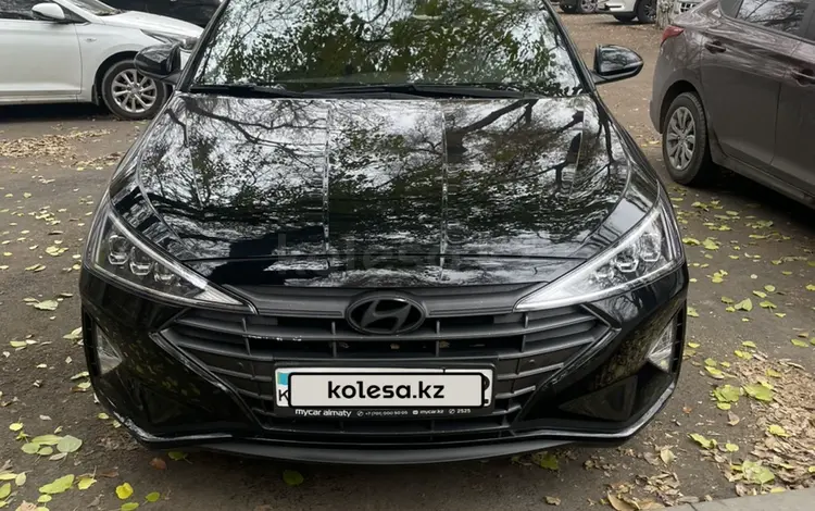 Hyundai Elantra 2019 годаfor9 000 000 тг. в Алматы