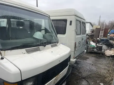 Mercedes-Benz Sprinter 1998 года за 2 150 000 тг. в Рудный – фото 4