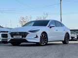 Hyundai Sonata 2023 года за 14 360 000 тг. в Алматы