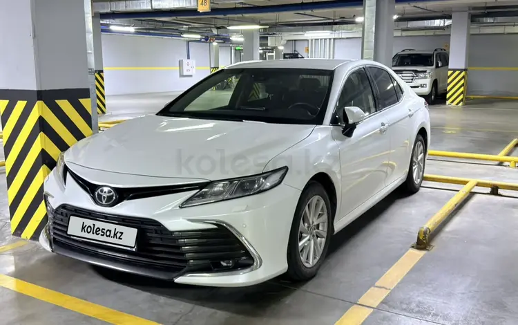 Toyota Camry 2024 года за 18 500 000 тг. в Алматы