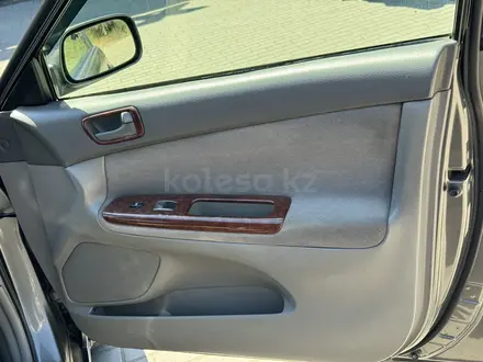 Toyota Camry 2003 года за 4 600 000 тг. в Семей – фото 14