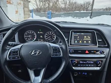 Hyundai Sonata 2019 года за 9 700 000 тг. в Петропавловск – фото 11