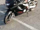 Honda  CBR 600F 2000 года за 2 200 000 тг. в Усть-Каменогорск – фото 2