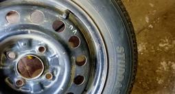 Шины зимние на дисках на Мицубиси, Хундай за 100 000 тг. в Астана – фото 2