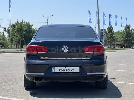 Volkswagen Passat 2011 года за 4 800 000 тг. в Алматы – фото 4