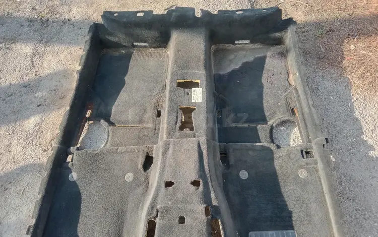 Ковролан БМВ е66 черный за 30 000 тг. в Алматы