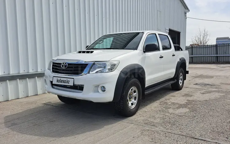 Toyota Hilux 2015 года за 8 000 000 тг. в Экибастуз