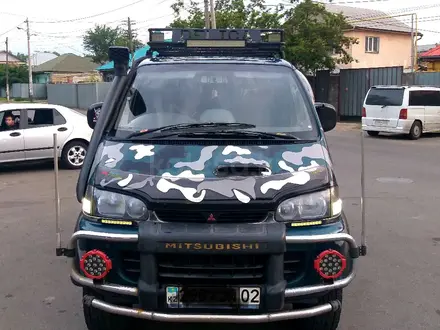 Mitsubishi Delica 1996 года за 4 200 000 тг. в Алматы