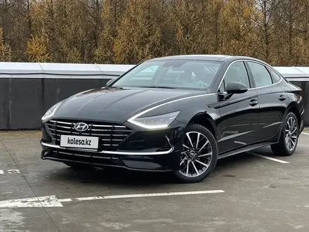 Hyundai Sonata 2023 года за 16 800 000 тг. в Караганда