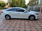 Hyundai Sonata 2015 годаfor8 600 000 тг. в Шымкент – фото 5