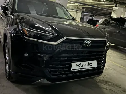 Toyota Grand Highlander 2023 года за 37 500 000 тг. в Алматы