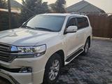 Toyota Land Cruiser 2016 годаүшін30 000 000 тг. в Алматы