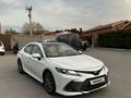 Toyota Camry 2023 года за 13 700 000 тг. в Алматы – фото 4