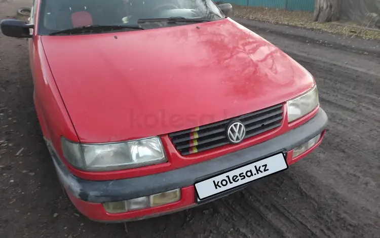 Volkswagen Passat 1996 годаfor1 400 000 тг. в Караганда