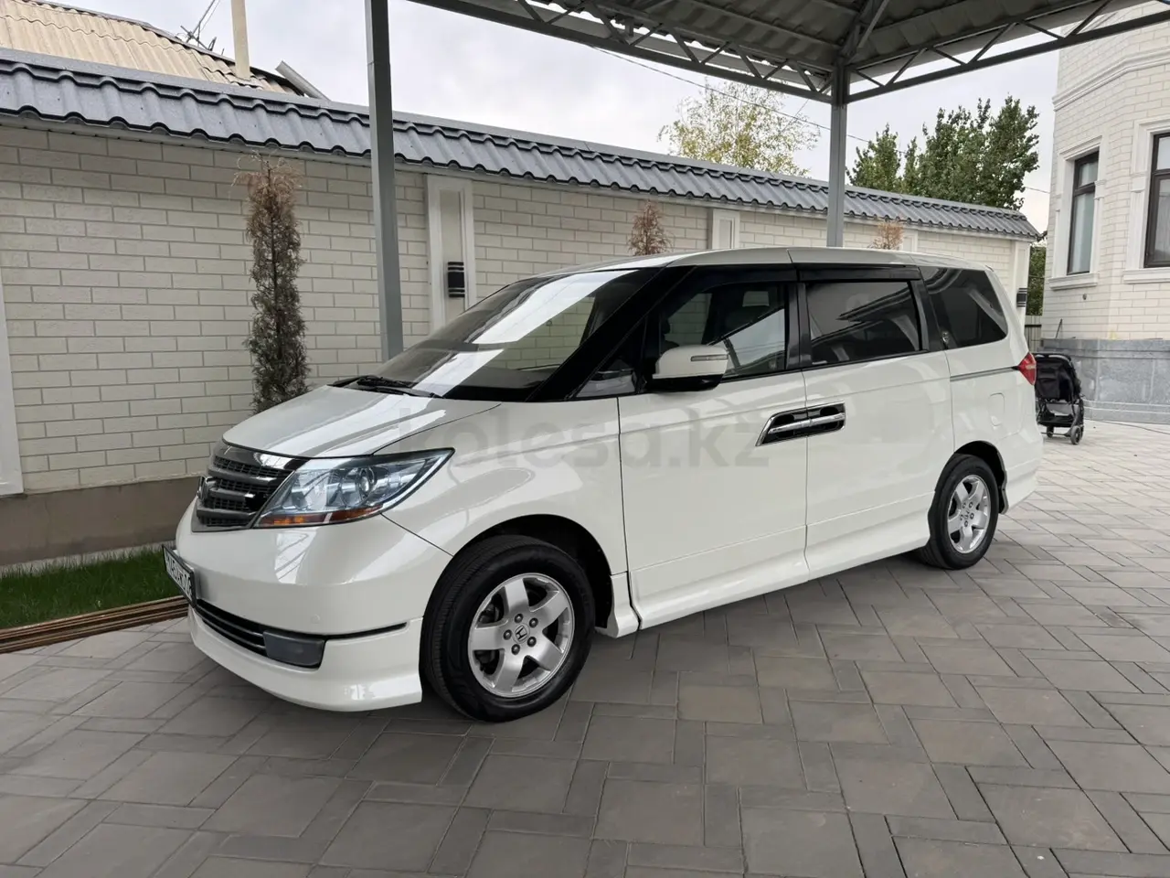 Honda Elysion, 2006