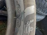 Шины Michelin 255 50 21 за 140 000 тг. в Шымкент