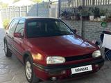 Volkswagen Golf 1993 годаүшін1 000 000 тг. в Тараз