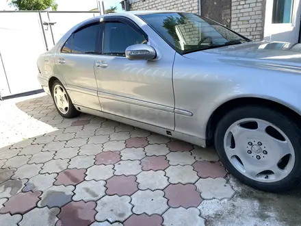 Mercedes-Benz S 430 1999 года за 4 500 000 тг. в Мерке – фото 3