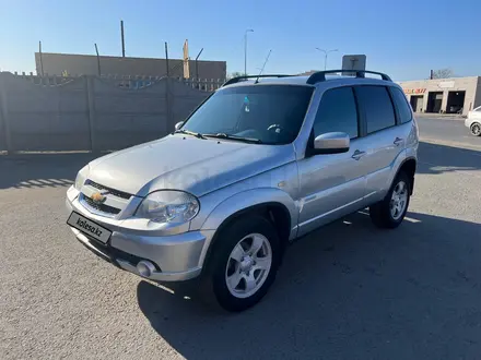 Chevrolet Niva 2013 года за 3 500 000 тг. в Семей – фото 4