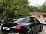 Tesla Model Y 2021 года за 17 500 000 тг. в Алматы – фото 4