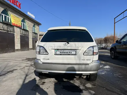 Lexus RX 300 1998 года за 5 200 000 тг. в Талдыкорган – фото 7