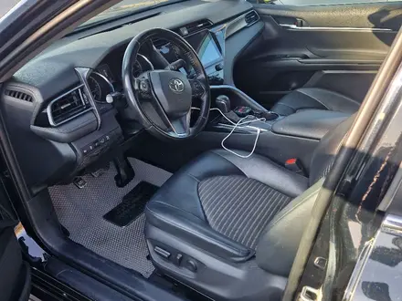 Toyota Camry 2019 года за 12 200 000 тг. в Усть-Каменогорск – фото 11
