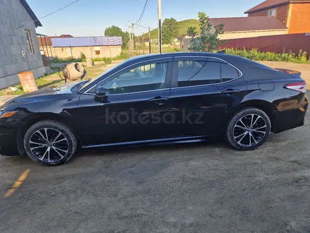 Toyota Camry 2019 года за 12 200 000 тг. в Усть-Каменогорск – фото 6