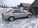 Mercedes-Benz C 180 1994 года за 800 000 тг. в Усть-Каменогорск – фото 2