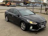 Hyundai Sonata 2019 годаүшін7 200 000 тг. в Уральск – фото 2