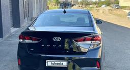 Hyundai Sonata 2018 года за 4 200 000 тг. в Уральск – фото 3