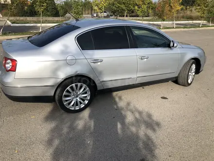 Volkswagen Passat 2007 года за 2 800 000 тг. в Алматы – фото 2