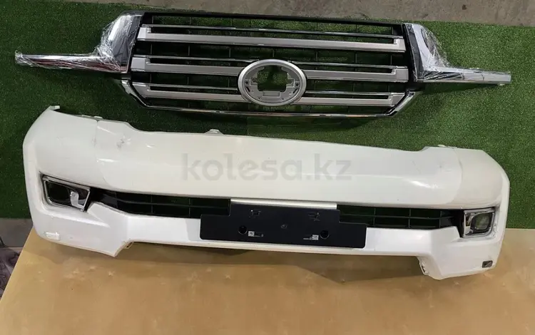 Передний бампер на Toyota 200 за 40 000 тг. в Алматы