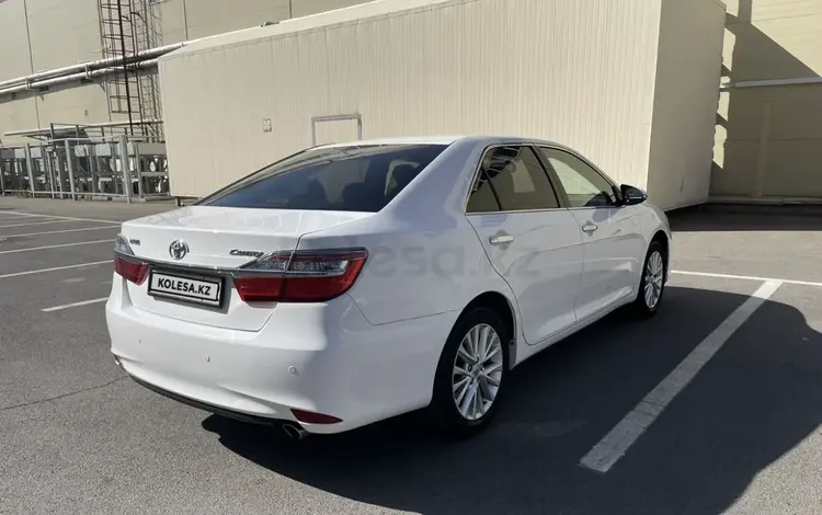 Toyota Camry 2015 годаfor12 790 000 тг. в Алматы