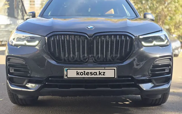 BMW X5 2022 года за 45 000 000 тг. в Астана