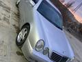 Mercedes-Benz E 320 2001 годаүшін3 900 000 тг. в Жанаозен – фото 3