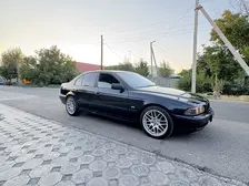 BMW 5 Series, 2001