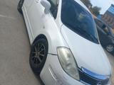 Nissan Tiida 2006 года за 2 700 000 тг. в Актау – фото 2